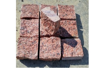Брусчатка гранитная колотая-пиленая ЛЕЗНИКИ 10х10х5_фото Брусчатка гранитная колотая-пиленая ЛЕЗНИКИ 10х10х5